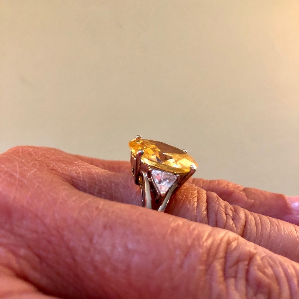 Citrine Ring - Picture 6 of 9